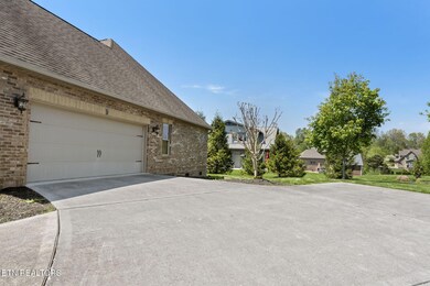 103 Cove Pointe Lane 3