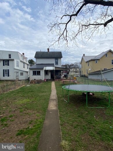 539 S 2nd St, Chambersburg, PA 17201 - photo 3
