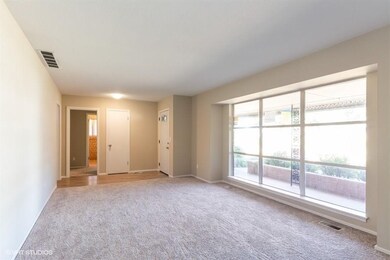 5916 N Sterling Dr, Oklahoma City, OK 73122 - photo 2