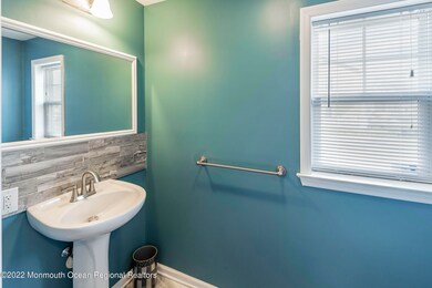1/2 bath