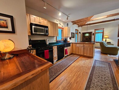 2900 Route 121 E, Grafton, VT 05146 - photo 5