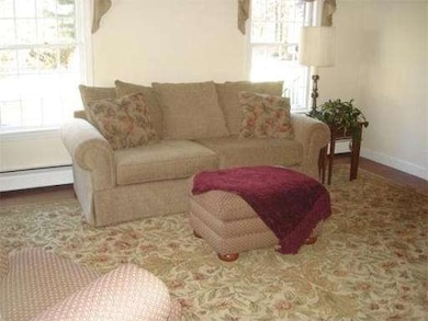 148 Stonecleave Rd, North Andover, MA 01845 - photo 4