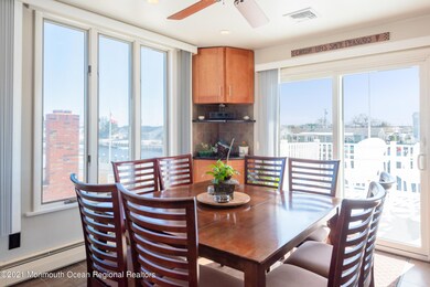 212 Seneca Dining Room 2