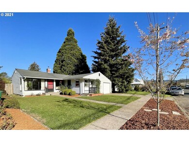 611 N Meridian St, Newberg, OR 97132 - photo 5