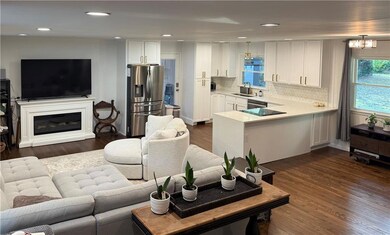 310 Brook Dr NE, Atlanta, GA 30328 - photo 4