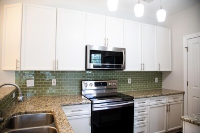 1728 Wyngate-16