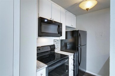 KITCHEN APPLIANCES