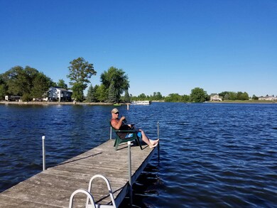 Red Oak Dock