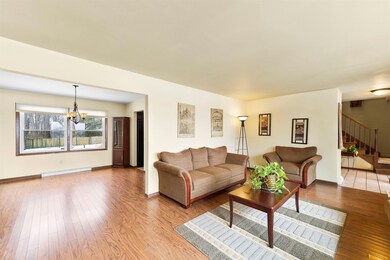 4927 Capitol View Rd, Middleton, WI 53562 - photo 4