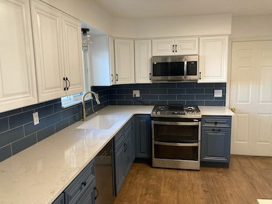 775 E Autumn Field Dr, Sandy, UT 84094 - photo 5