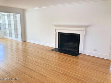 Formal Living Room (1)