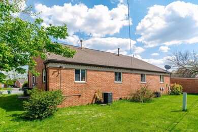 3092-3094 Cressing Ct Columbus, OH 43227