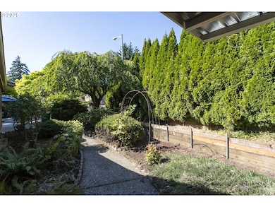 15196 SE Lala Dr, Clackamas, OR 97015 - photo 2