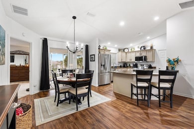 964 Kingmont Terrace, The Villages, FL 32162 - photo 2