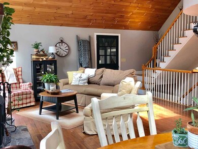 344 Deerfield Rd, Allenstown, NH 03275 - photo 7