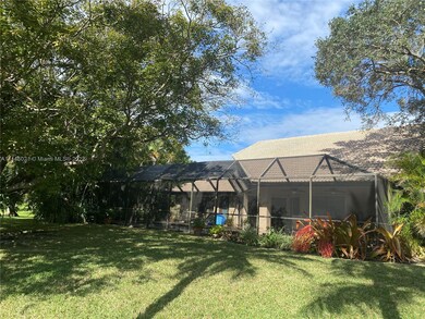 1018 Creekford Dr, Weston, FL 33326 - photo 6