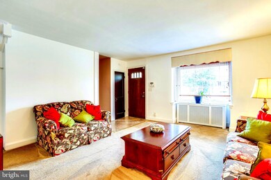 815 Lyndhurst St, Baltimore, MD 21229 - photo 4