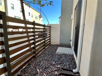 1512 W Artesia Square unit B, Gardena, CA 90248 - photo 3