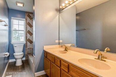 1884 Cambridge Dr, Carpentersville, IL 60110 - photo 6