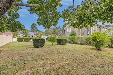 100 Carman St, Cranston, RI 02910 - photo 2