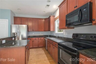 1637 Beleek Ridge Ln, Clover, SC 29710 - photo 3