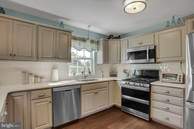 2531 Joshua Dr, Reading, PA 19608 - photo 6