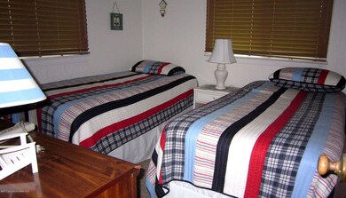 bed2