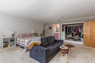 2348 California St, Redding, CA 96001 - photo 7