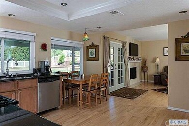 Bright OPEN kitchen to family room