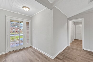 1513 Kings Park Dr, Alvin, TX 77511 - photo 5