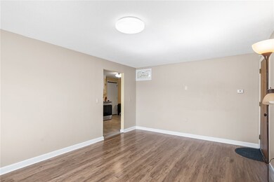 510 Child St unit 405C, Warren, RI 02885 - photo 5