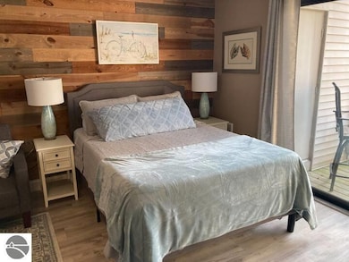 5605 E Creeks Crossing unit 36, Williamsburg, MI 49690 - photo 7