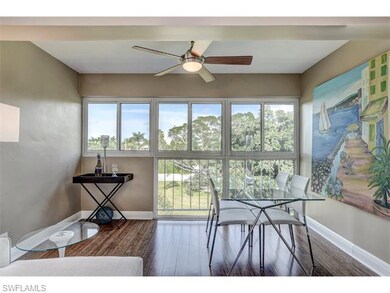 642 Broad Ave S unit J642, Naples, FL 34102 - photo 3