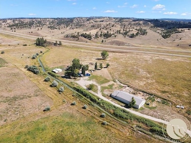 4600 Custer Frontage Rd, Custer, MT 59024 - photo 6