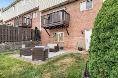 504 Wingate Dr unit D, Pittsburgh, PA 15205 - photo 4