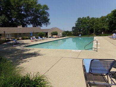 5574 Chowning Way unit 12B, Columbus, OH 43213 - photo 7