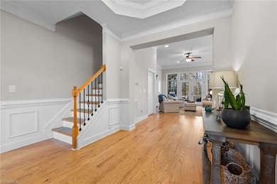 Beautiful Foyer with trey ceiling