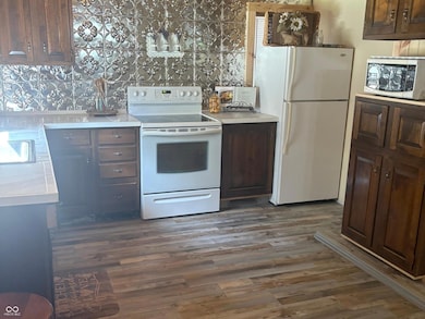 1371 Clark Rd, Spencer, IN 47460 - photo 6