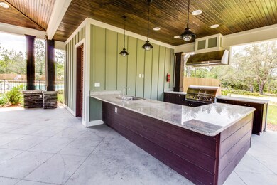 Redstone pool house kitchen