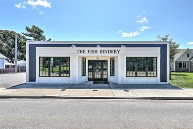 134 Maple Ave, Barrington, RI 02806 - photo 4