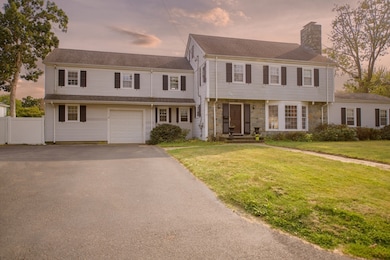 247 Albany St, Fall River, MA 02720 - photo 2