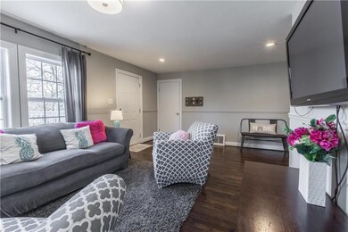 5526 Perry Ln, Shawnee, KS 66203 - photo 7