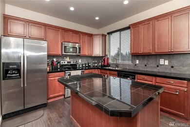 9128 Carys St SE, Yelm, WA 98597 - photo 7