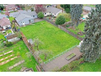 2617 13th Ave, Forest Grove, OR 97116 - photo 3