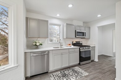 10 Landing Dr, Methuen, MA 01844 - photo 4