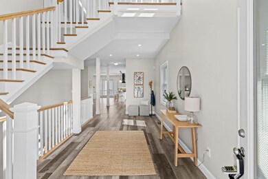 786 S Mammoth Rd, Manchester, NH 03109 - photo 2