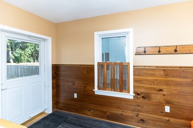 22 Mowry St, Pawtucket, RI 02861 - photo 7