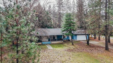 51 Pleasant Dr, Lewiston, CA 96052 - photo 2