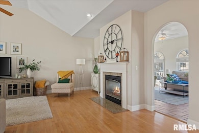 1609 Cressa Ct, Springfield, IL 62704 - photo 2