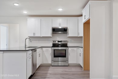 103 Crossings Blvd, Schenectady, NY 12306 - photo 5